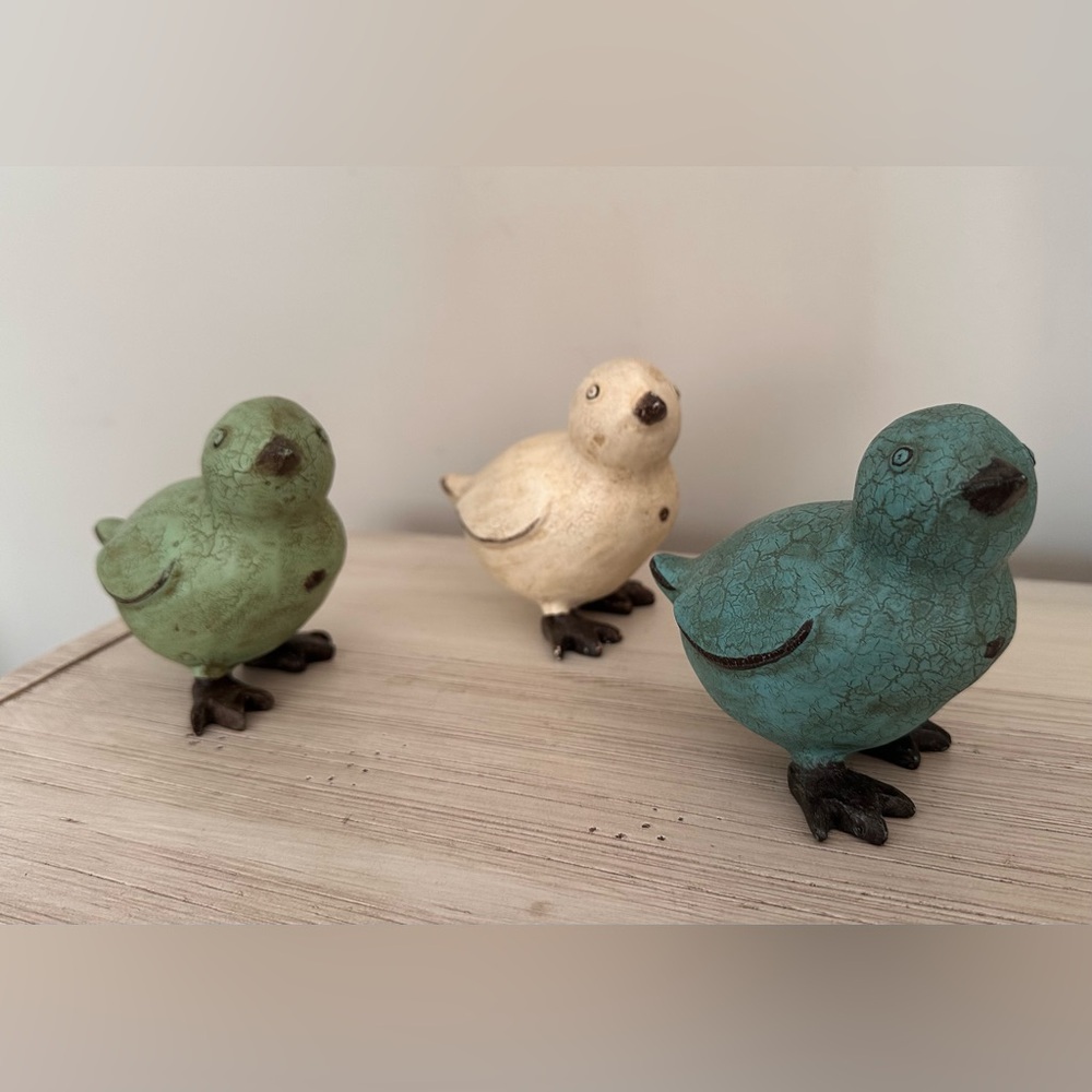 Charming Boho Bird Figurines Set - Green, Cream, turquoise - Picture 2 of 4